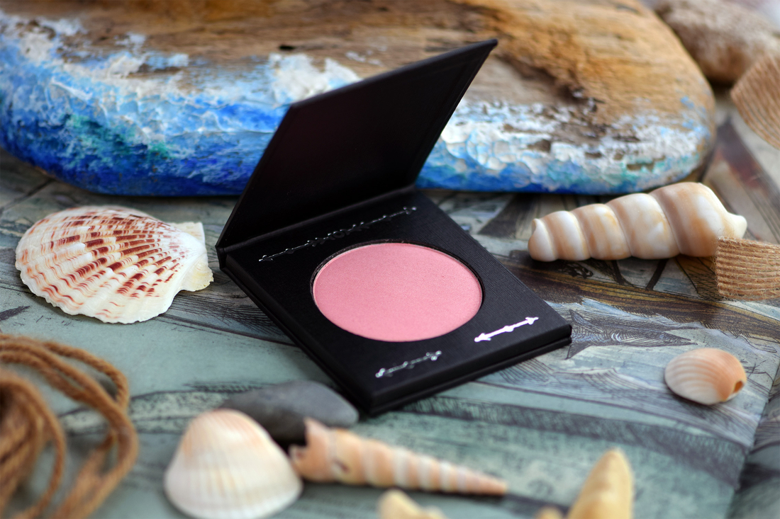 Tammy Tanuka прессованные подсвечивающие румяна «Рассвет Целует Море»