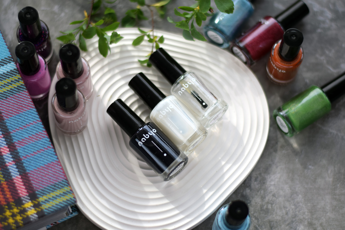 Лаки-помощники