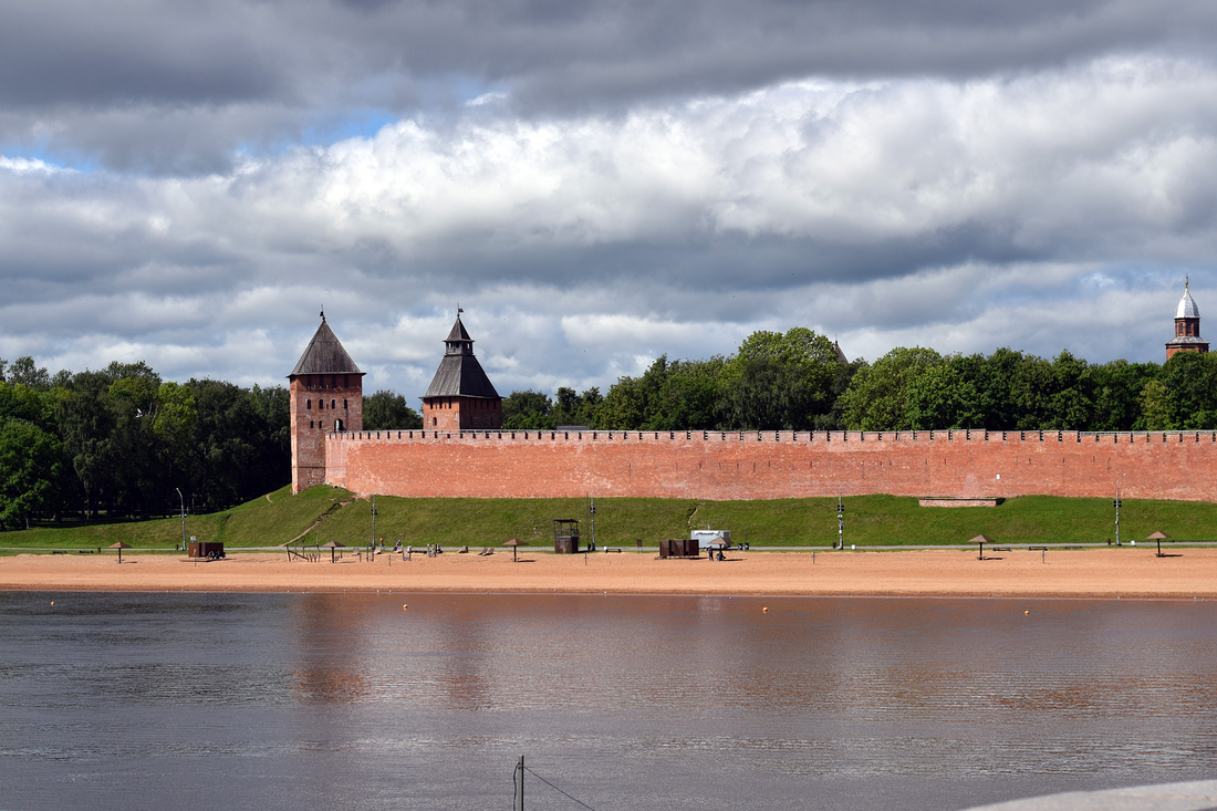 Стена Новгородского Кремля
