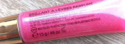 Беск для губ Victoria's Secret Flavored Lip Gloss в цвете Electric Punch