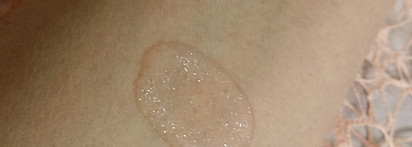 Парфюмированный спрей для тела Mea Glittery sheen perfumed body spray "Look into me" "Жидкое небо" - подросткам понравится