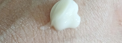 Ухаживающий крем для рук с органическим маслом авокадо Oriflame Love Nature