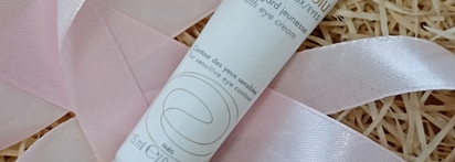 Уход для контура глаз обновляющий Avene DermAbsolu - чудесное средство