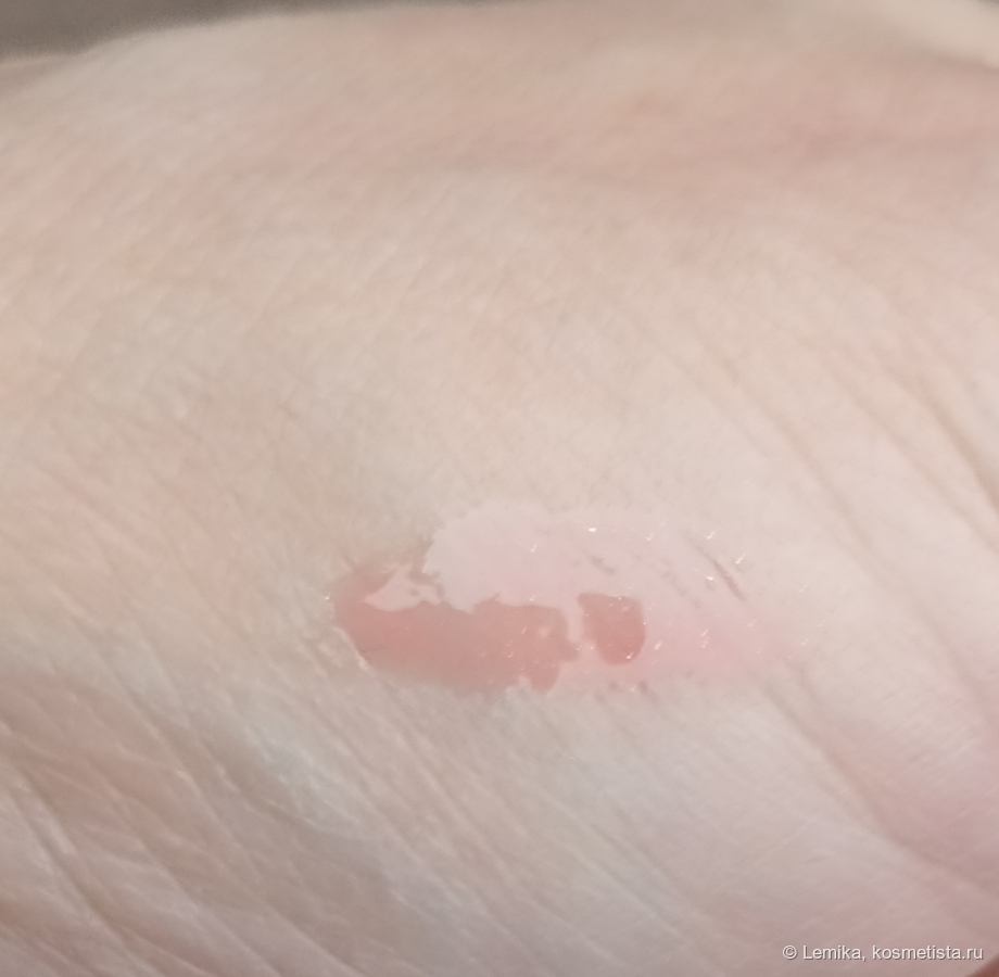 При естественном освещении