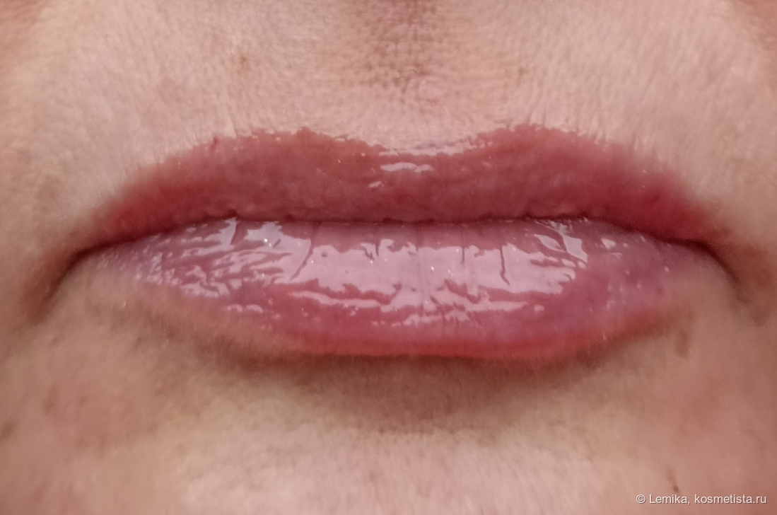 При естественном освещении