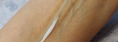 Крем для ног Avon Foot Works от натоптышей с альфа-гидрокислотой - неплохое средство для регулярного ухода