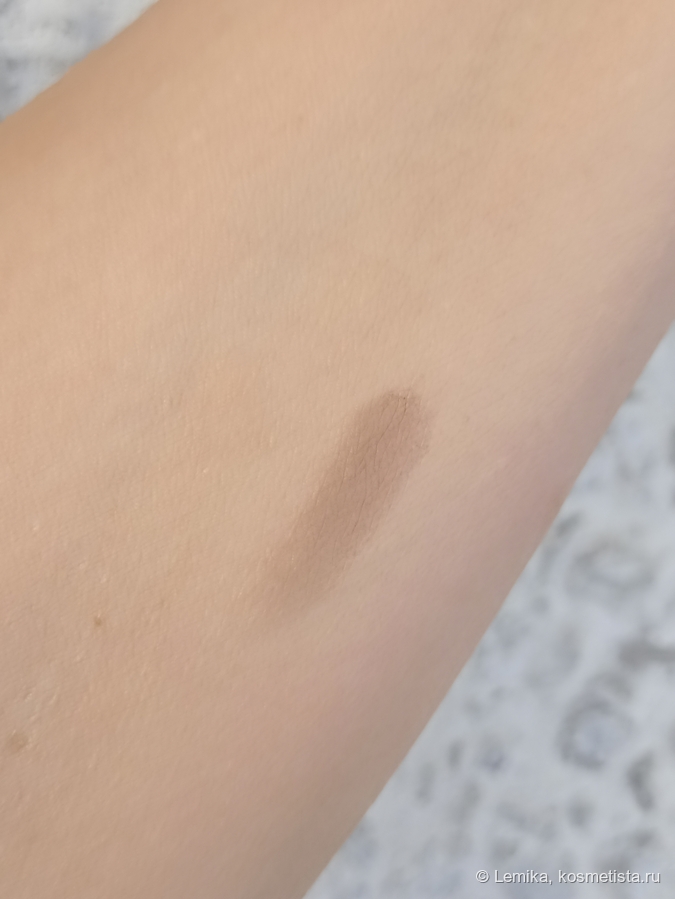 При естественном освещении