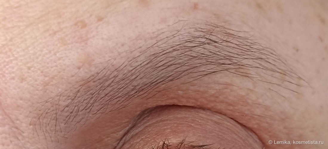 При естественном освещении