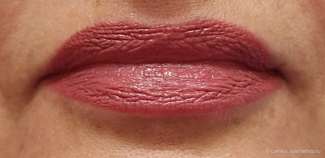 Спустя час после нанесения, искусственное освещение