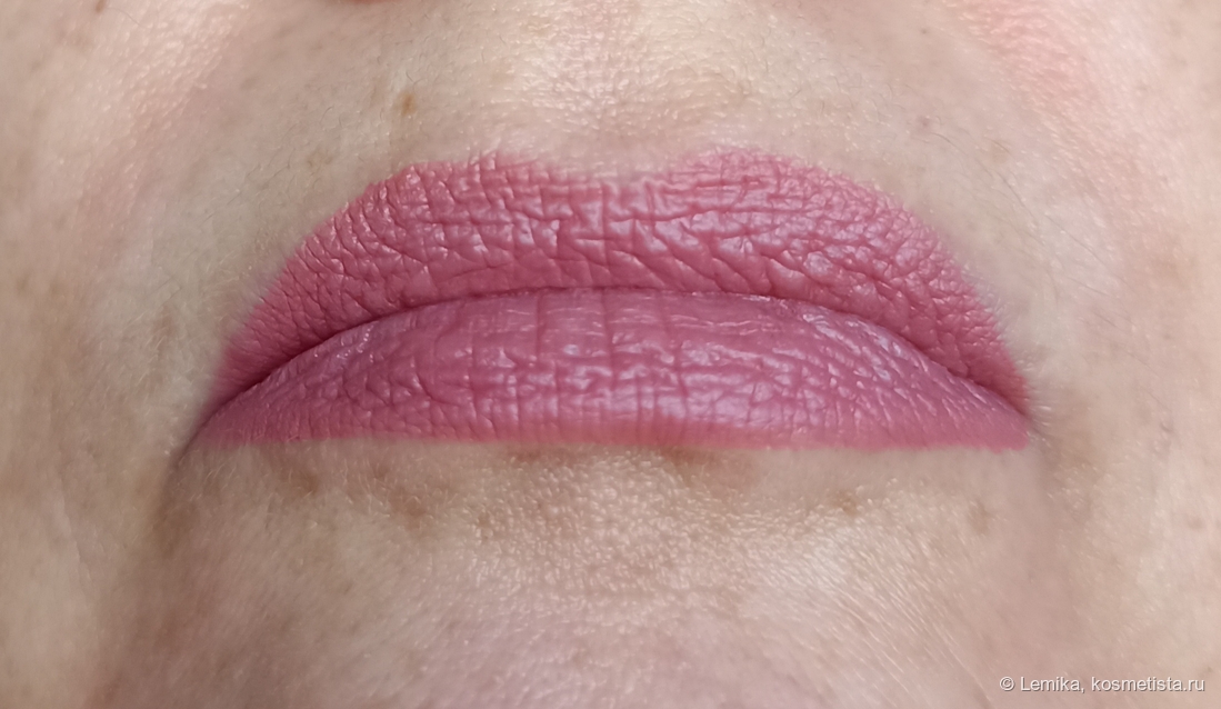 После чаепития, два часа после нанесения, естественное освещение