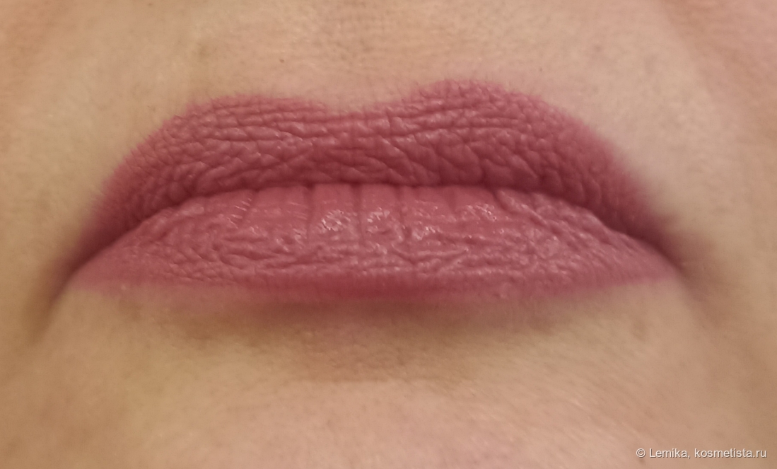 Искуственное освещение - световые линии