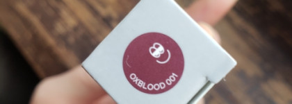 Бычья кровь? Тушь Rad All that juice mascara в оттенке 01 Oxblood