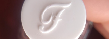 Ещё один красивый нюдовый лак Frenchi Nail Polish 22 Nude Honey