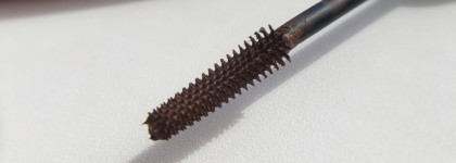 Разыскивается коричневая тушь. Essence Lash Without Limits Brown Extreme, оттенок Brown