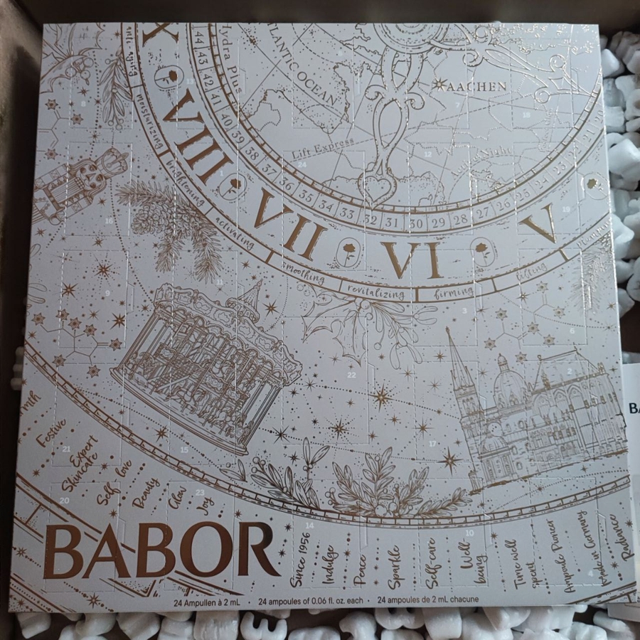 Виновник поста, прям из коробки- надежно упаковано, в подарок еще пару пробников- приятно