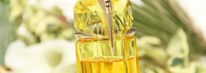 Alien Sunessence от Mugler - искрящийся лимон и солнечное настроение