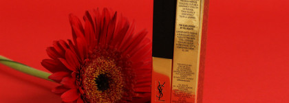 Red week: Люксовая драма на губах с YSL Rouge Pur Couture The Slim Lipstick в оттенке №9 Red Enigma