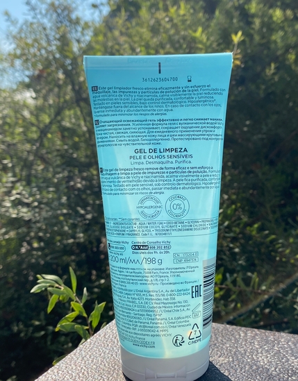 Неоднозначное впечатление - испортила кожу: Vichy purete thermale Fresh cleansing gel sensitive skin &eyes