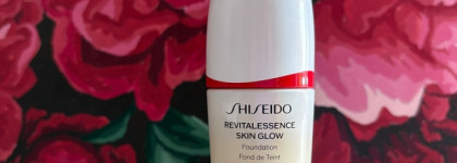 Shiseido Revitalessence Skin Glow 120 Ivory: тон для белоснежек