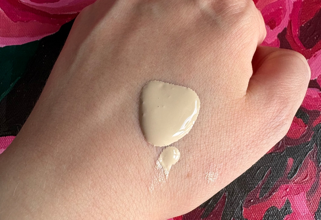 Shiseido Revitalessence Skin Glow 120 Ivory