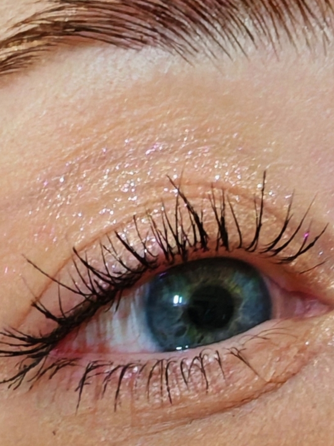 На солнышке появляется эффект влажного сияния