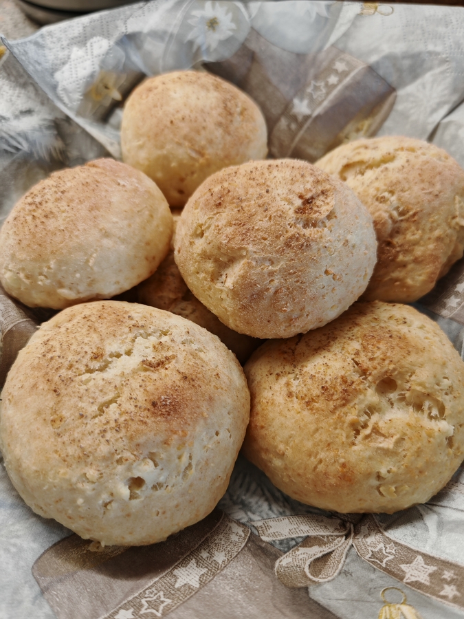 Творожные булочки с яблоком и лимоном
