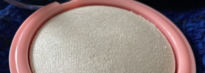 Для тех, кто ищет аналог хайлайтера от Fenty Beauty - La Rosa Diamond Bomb