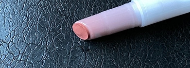 Помада? Блеск? Бальзам? Все вместе! Тающая помада Darling Wet Kiss в оттенке 03