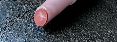 Помада? Блеск? Бальзам? Все вместе! Тающая помада Darling Wet Kiss в оттенке 03