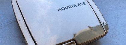 Я ль на свете всех румяней? С Hourglass Ambient Lighting Blush Mood Exposure - точно