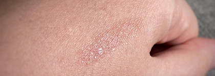 Люкс, как он есть! Сияющая помада Guerlain KissKiss Shine Bloom в оттенке 109 Нежная лилия