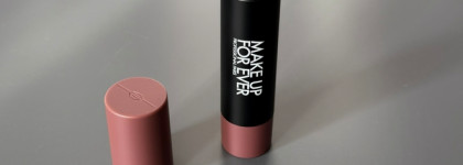 Один за всех! Многофункциональный стик Make Up For Ever artist color crayon в оттенке 220