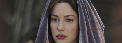 Свои губы только лучше с легендарной помадой Almost Lipstick от Clinique в оттенке Black Honey