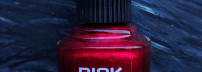 Ногти как у Мортиши Аддамс. Винный оттенок Pink up! Natures magic тон 06