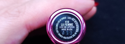 И снова про MAC! Хорошая помада или просто баловство? Mac Love me lipstick 410 La femme в бордовом оттенке