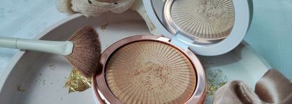 Золотой хайлайтер в прямом смысле: Anastasia Beverly Hills Glow Seeker в оттенке Enchanted