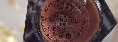 Лучший блеск на каждый день от Fenty Beauty Gloss Bomb Hot Chocolit 05