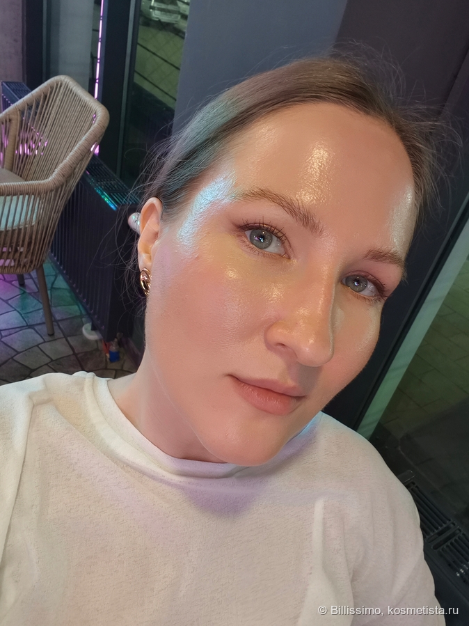 Спустя 5 часов. В глазах немой крик о помощи