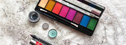 Морозный привет из нулевых с палитрой ноября