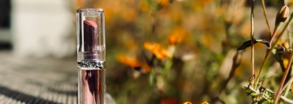 В любой непонятной ситуации - топ-5 помад в оттенках "для всех" или на любой случай жизни