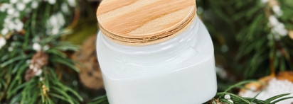 Букет пионов в Ароматической интерьерной свече Uvinion