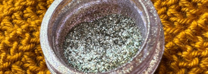 Sparkling day: макияж нарядной болотной кочки