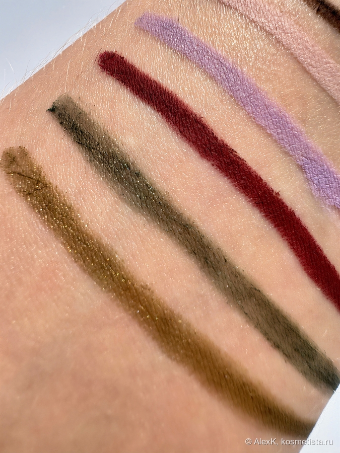 Снизу вверх: Eveline Variete Waterproof Gel Eyeliner Pencil 11 Khakki, Stellary Automatic Eyeliner 06 Olive, Ok Beauty Color Salute Slide & Stay Burgundy, Vivienne Sabo Liner Virtuose 07 Лавандовый