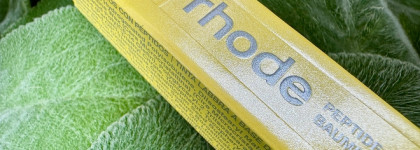 Что может быть проще? Rhode Peptide Lip Tint Lemontini