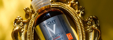 Отдохнувшая и сияющая кожа с сывороткой VICHY Liftactiv Supreme Vitamin C Serum