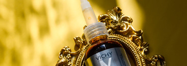 Отдохнувшая и сияющая кожа с сывороткой VICHY Liftactiv Supreme Vitamin C Serum