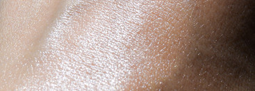 Лёгкая текстура и качественная защита лица от солнца. Vichy Capital soleil uv-age daily spf50+