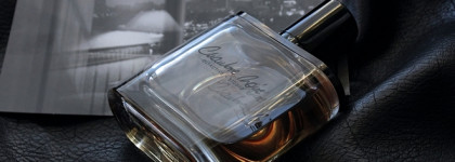 Chambre Noire Olfactive Studio EDP - мистический кожаный аромат в обрамлении сливы и ладана