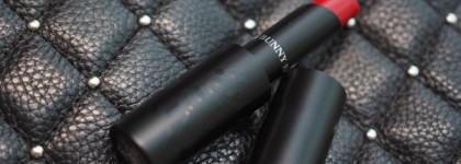 "Серебро" среди моих красных помад - Rouge Bunny Rouge Full Colour Matt Lipstick Velvet Whisper Ambitious insinuation тон 109