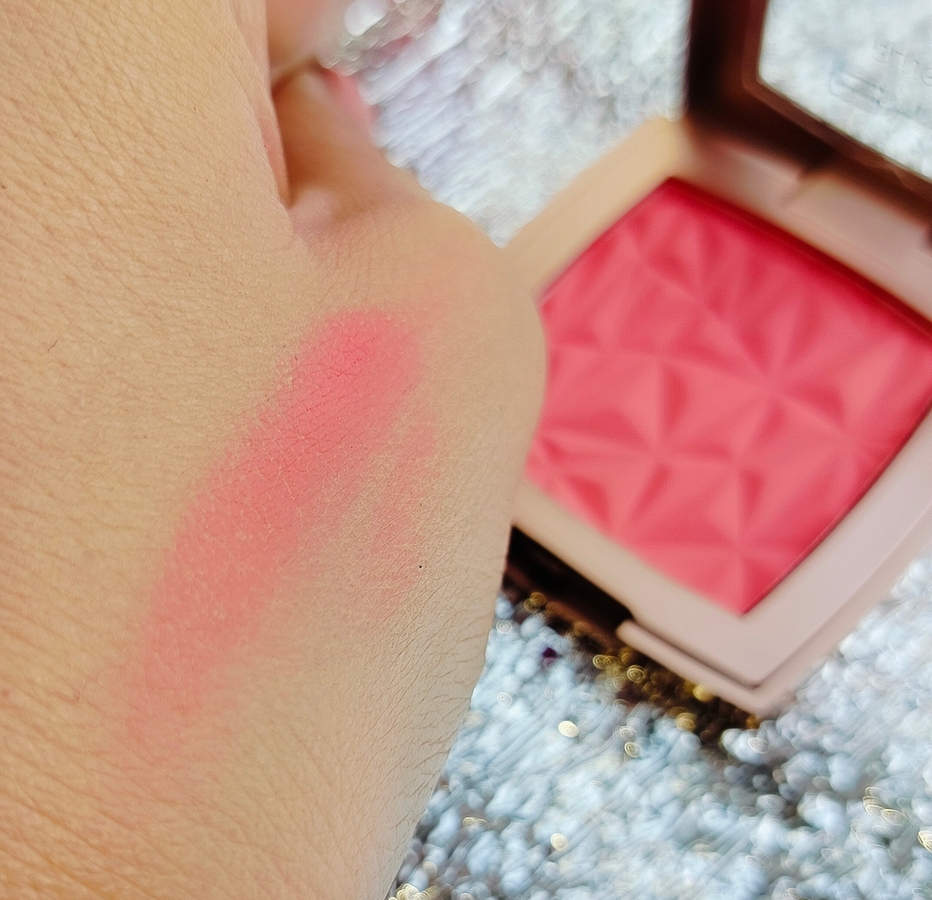 BYS Blusher Rose Quartz, свотчи